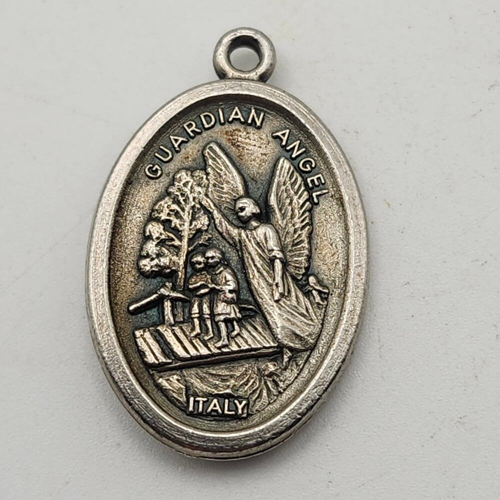 Guardian Angel Medal Pendant Baby Jesus Manger Made in Italy Catholic Oval Charm